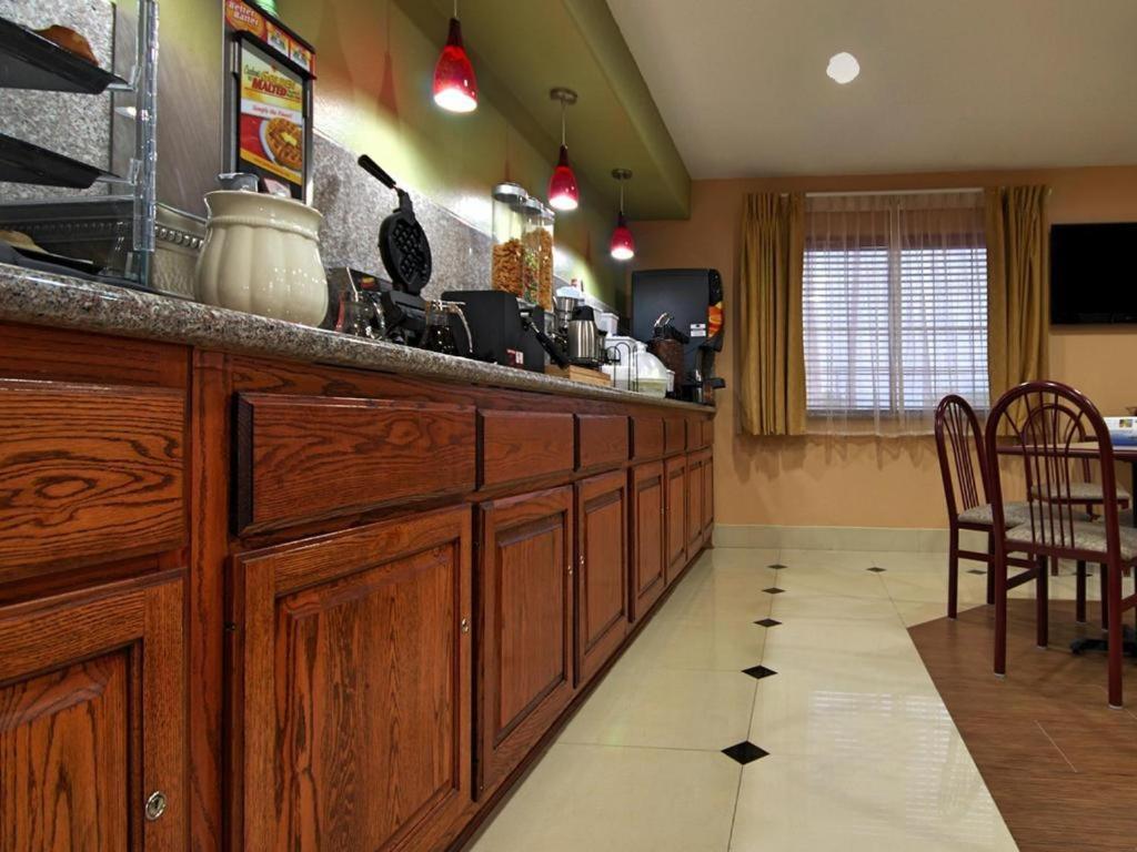 Americas Best Value Inn Sinton Luaran gambar