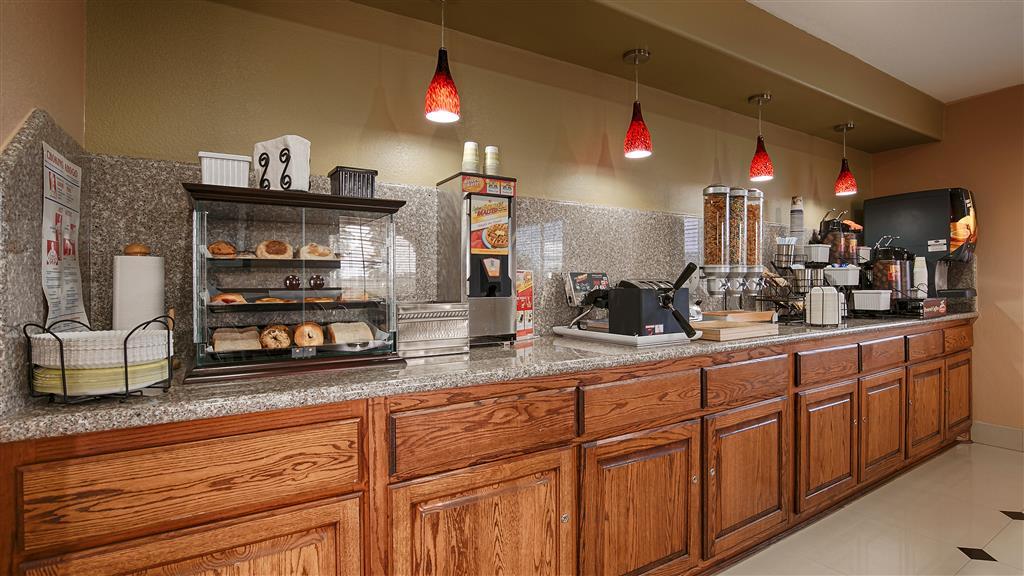 Americas Best Value Inn Sinton Restoran gambar